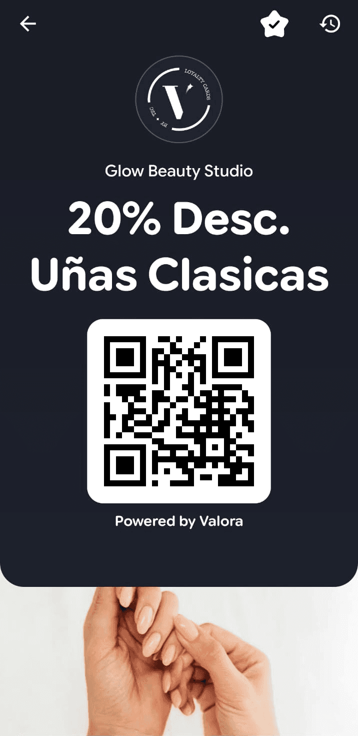 Cupón de 20% de descuento en uñas clásicas de Glow Beauty Studio en Google Wallet, con el logo del negocio, la oferta como título, un código QR y una foto de portada